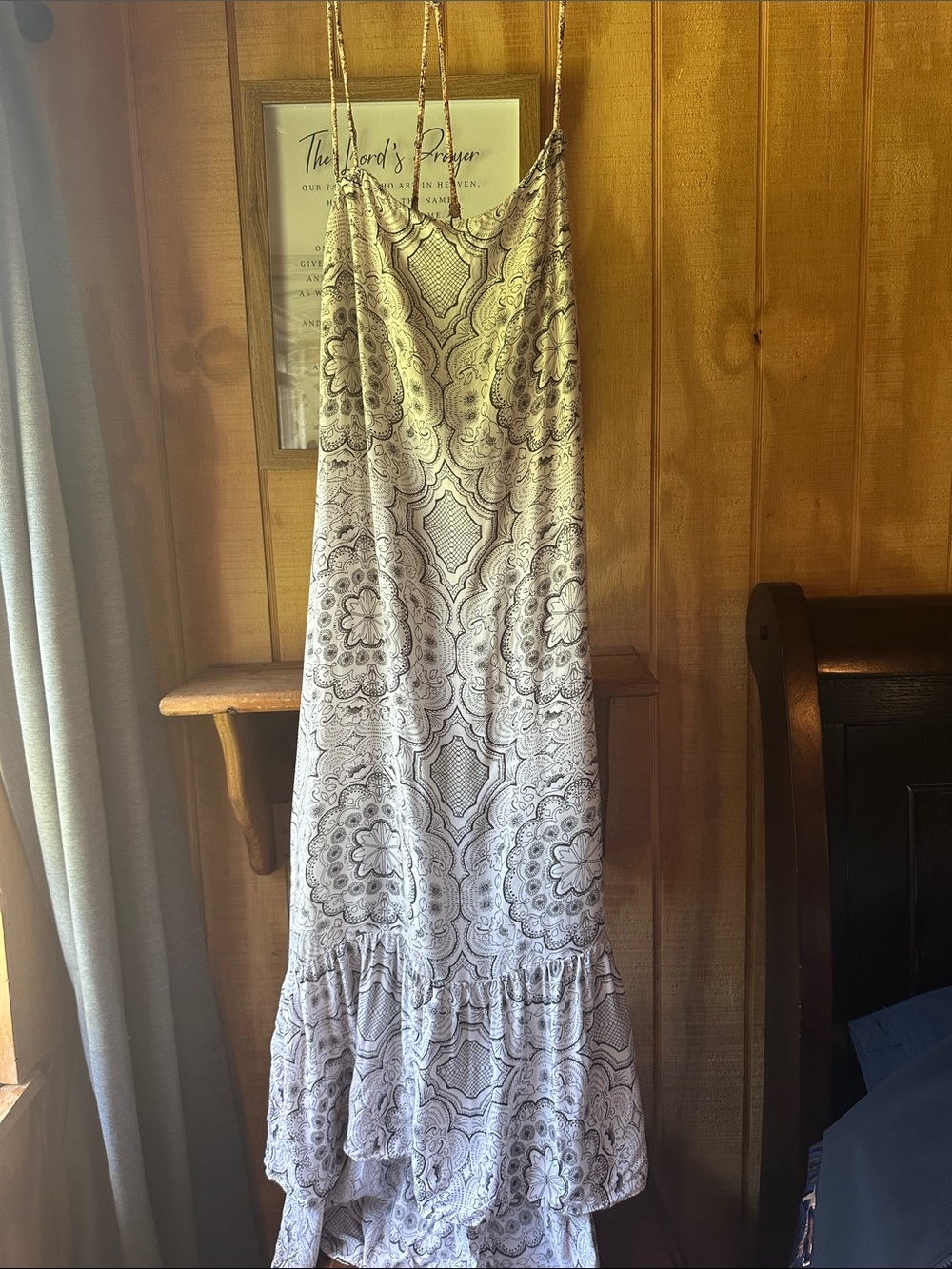 Anthropologie (Eloise) Gray and White Maxi Dress with Spaghetti Straps 8261.5
